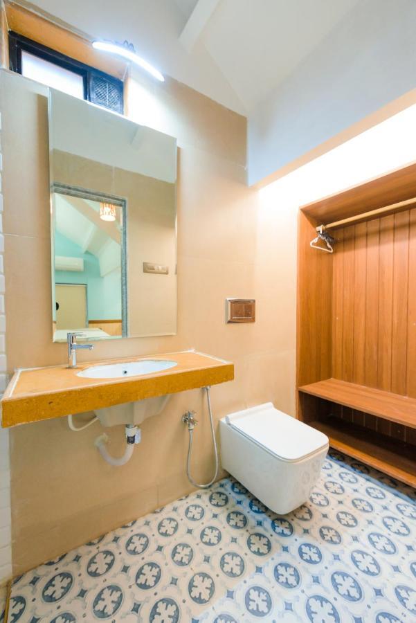 Traveller'S Inn Hotel - Fort Mumbai Exterior photo